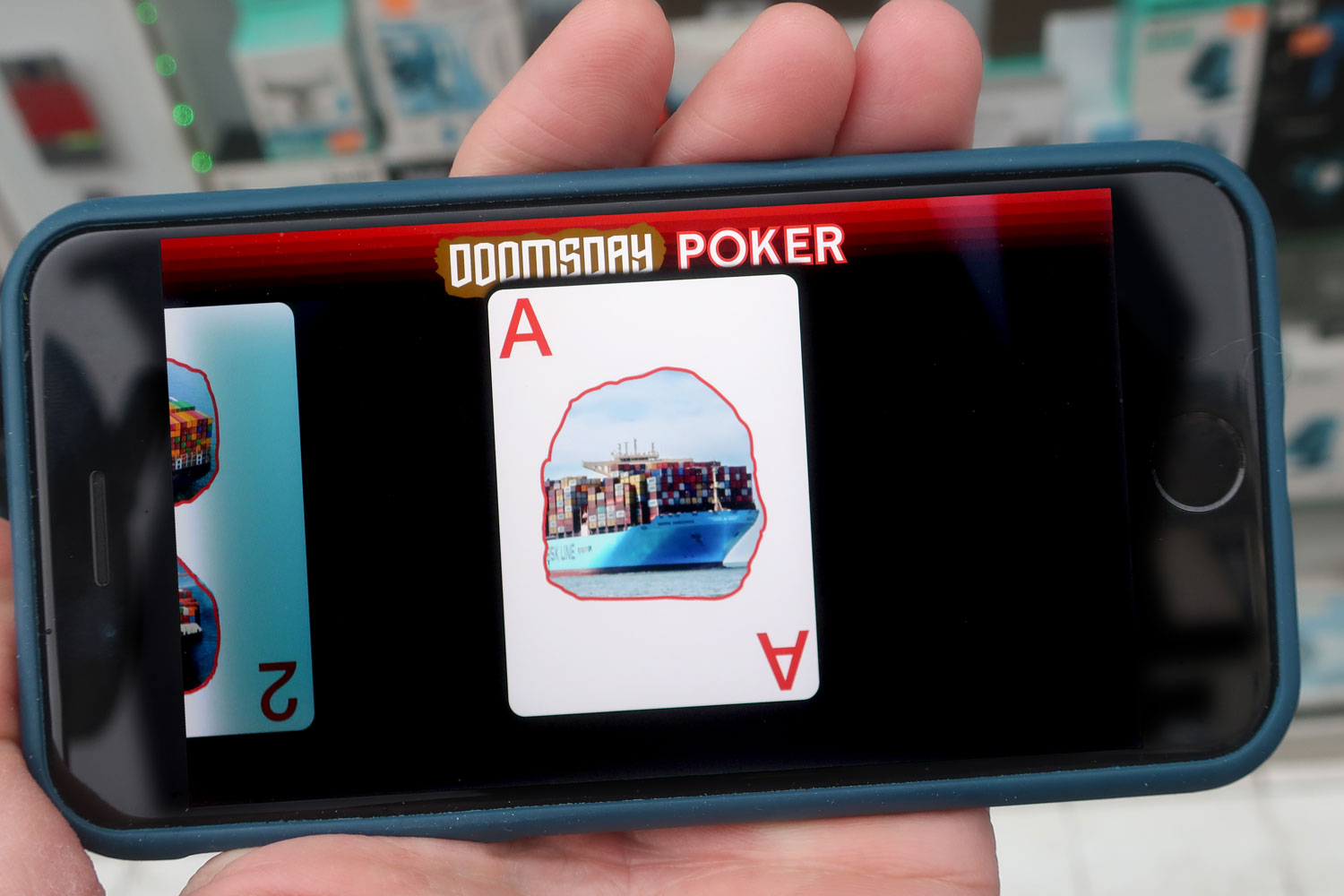 Claude Closky, ‘Doomsday Poker,’ 2025, Special issue no. 18, Place Art Magazine. Interactive website (https://publication.place-plateforme.com/hors-serie-18-claude-closky2/).